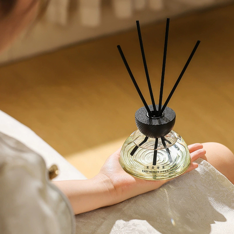 200 ミリリットルリードディフューザーボトルエッセンシャル - Reed Diffuser Set のレビューと価格