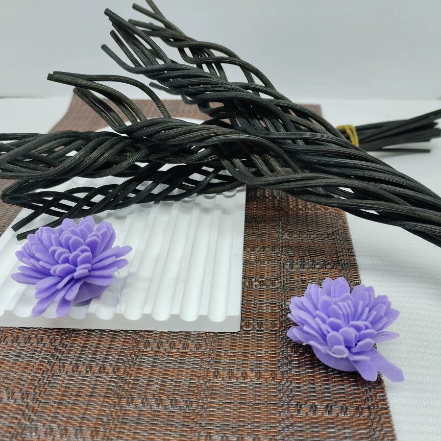 20本入り ラタンリードディフューザースティック 長い波状の - Reed Diffuser Set のレビューと価格